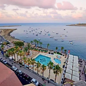 Qawra Palace & San Pawl il-Baħar