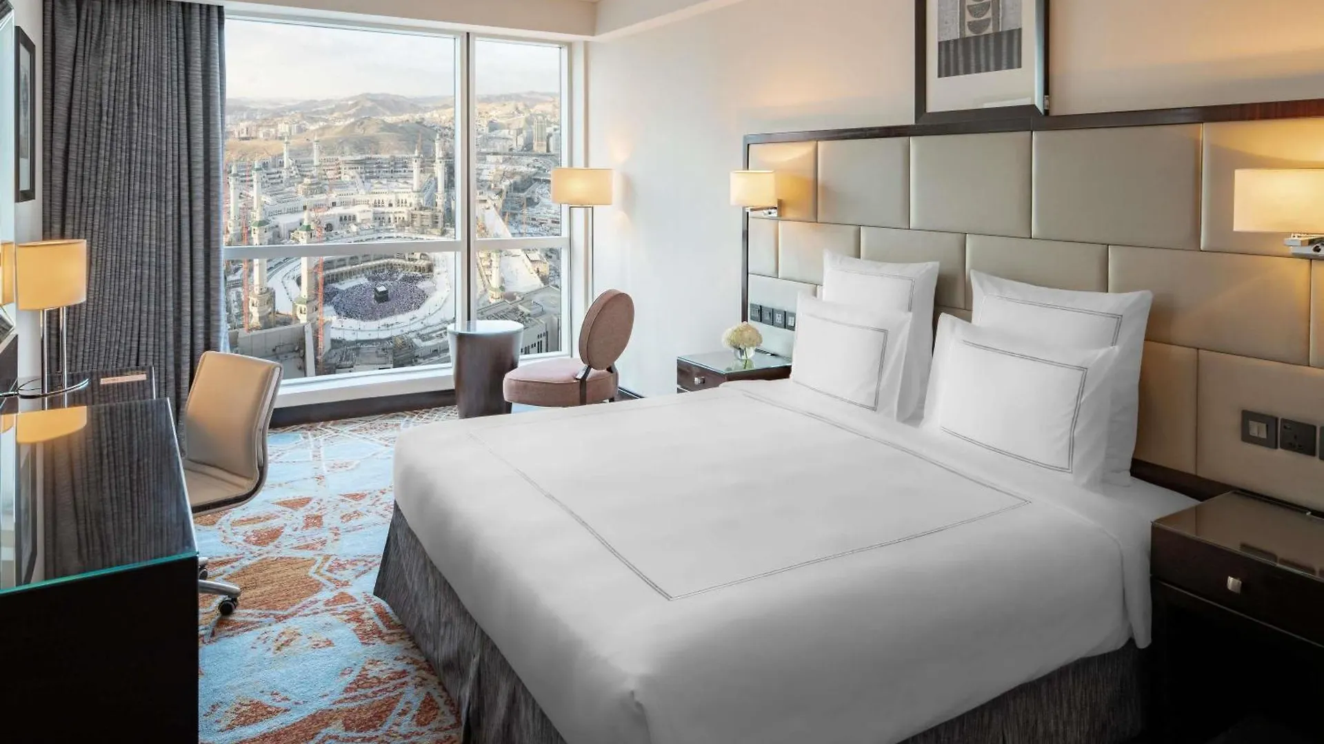 فندق سويس اوتيل مكة 5*,